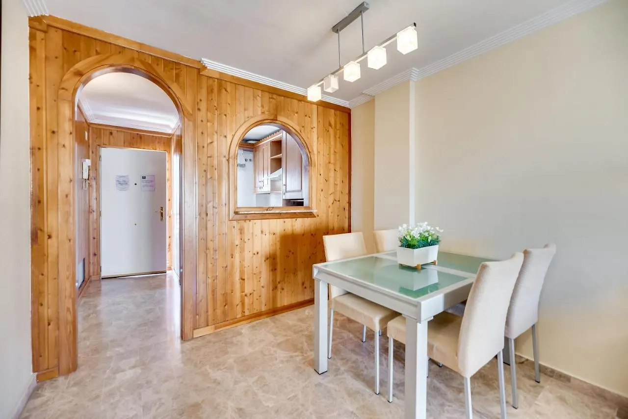 Vb Marysol - 2Br Apartment Close To The Beach 베날마데나코스타