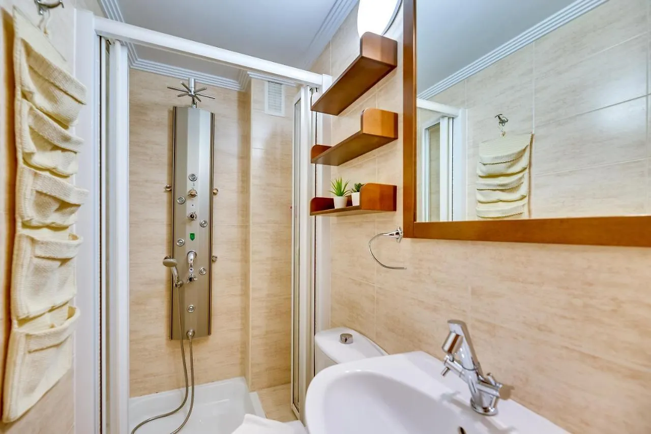 Vb Marysol - 2Br Apartment Close To The Beach 베날마데나코스타 0*,  스페인